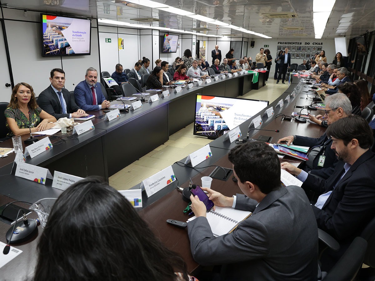 Bob Machado na reunião da MNNP, nesta quinta-feira (12)